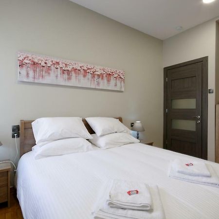 “Zeus”, Stylish Luxury Business Suite In The Heart Of Athens. Eksteriør bilde