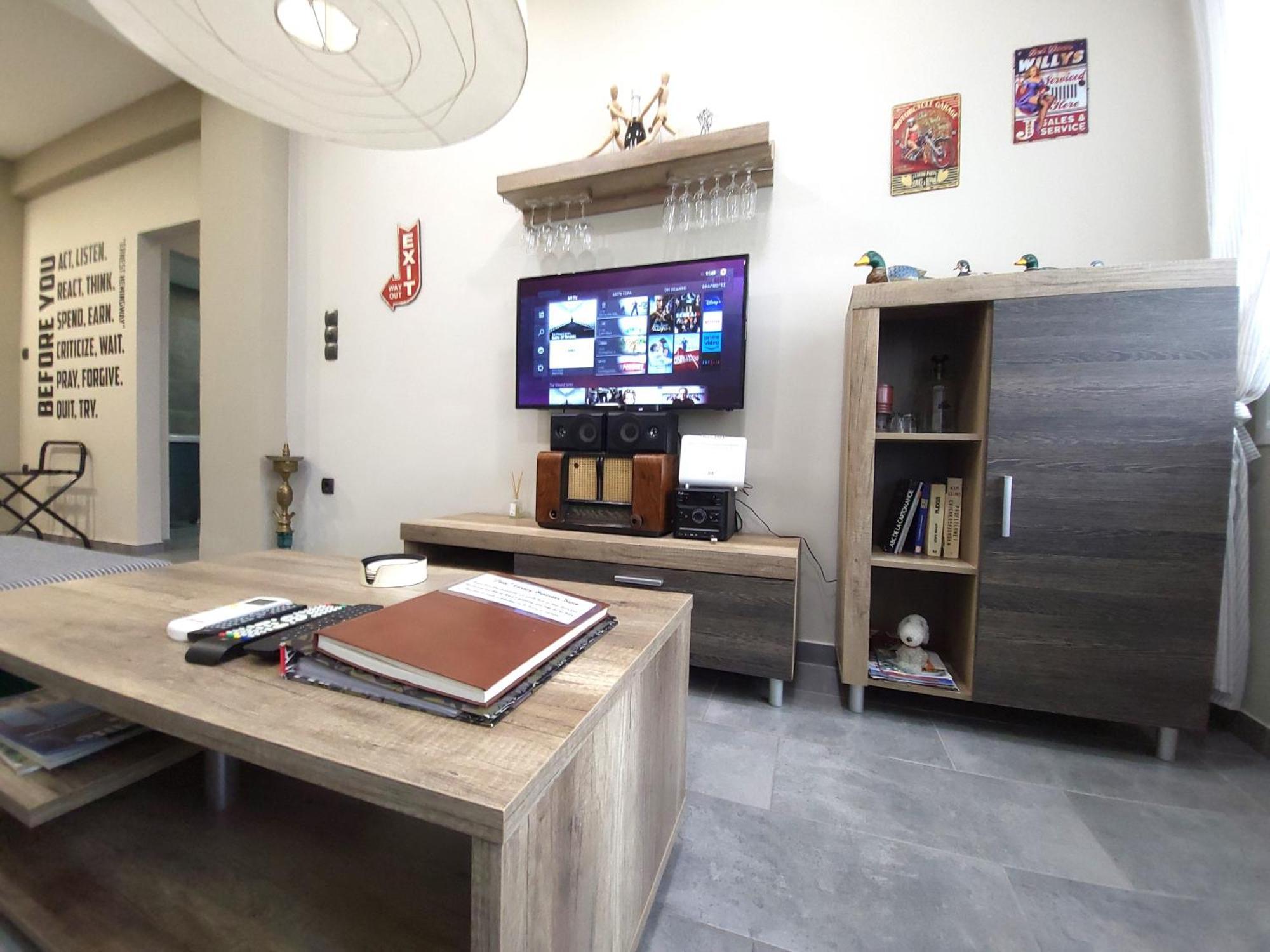 “Zeus”, Stylish Luxury Business Suite In The Heart Of Athens. Eksteriør bilde
